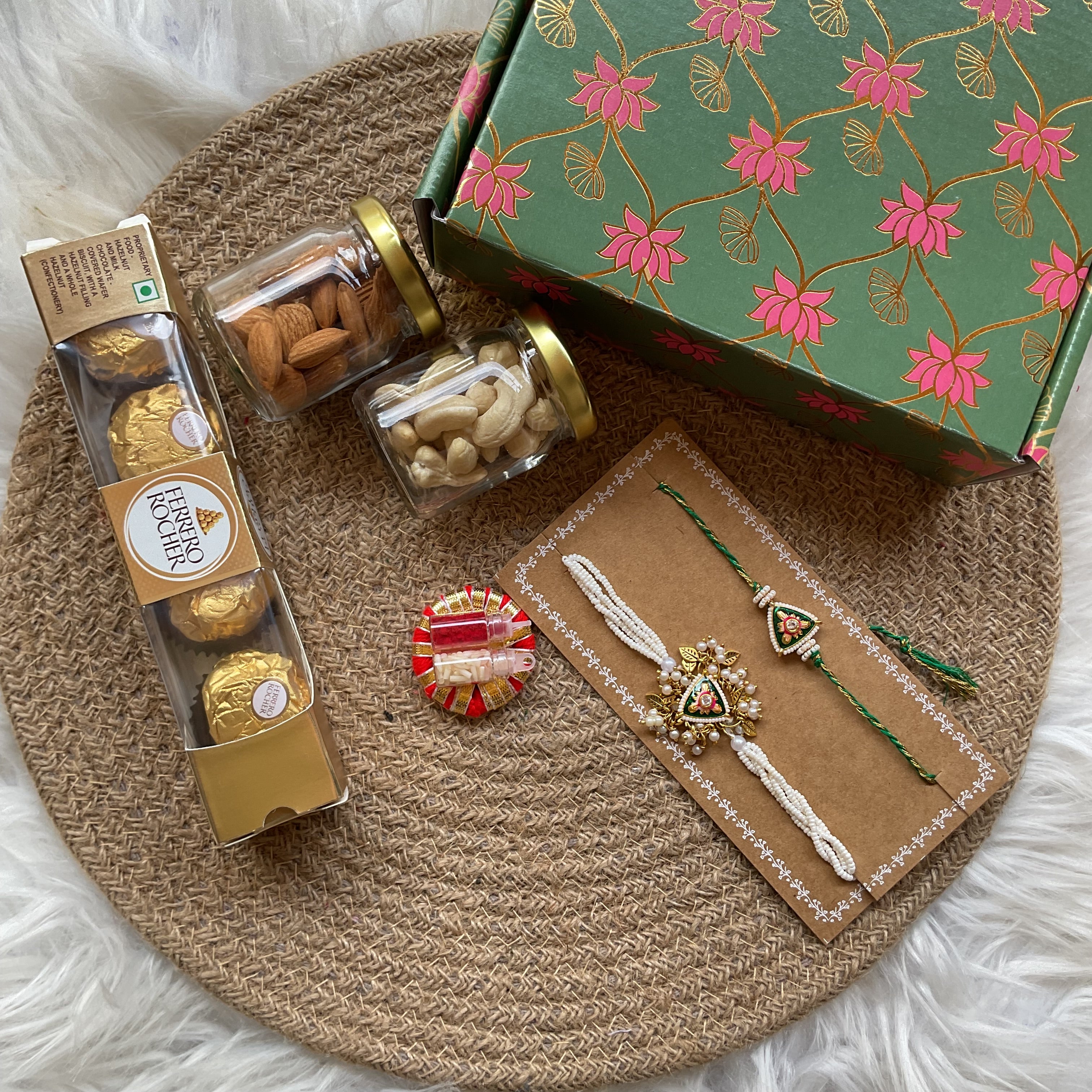 Bhai & Bhabhi Hamper0.2