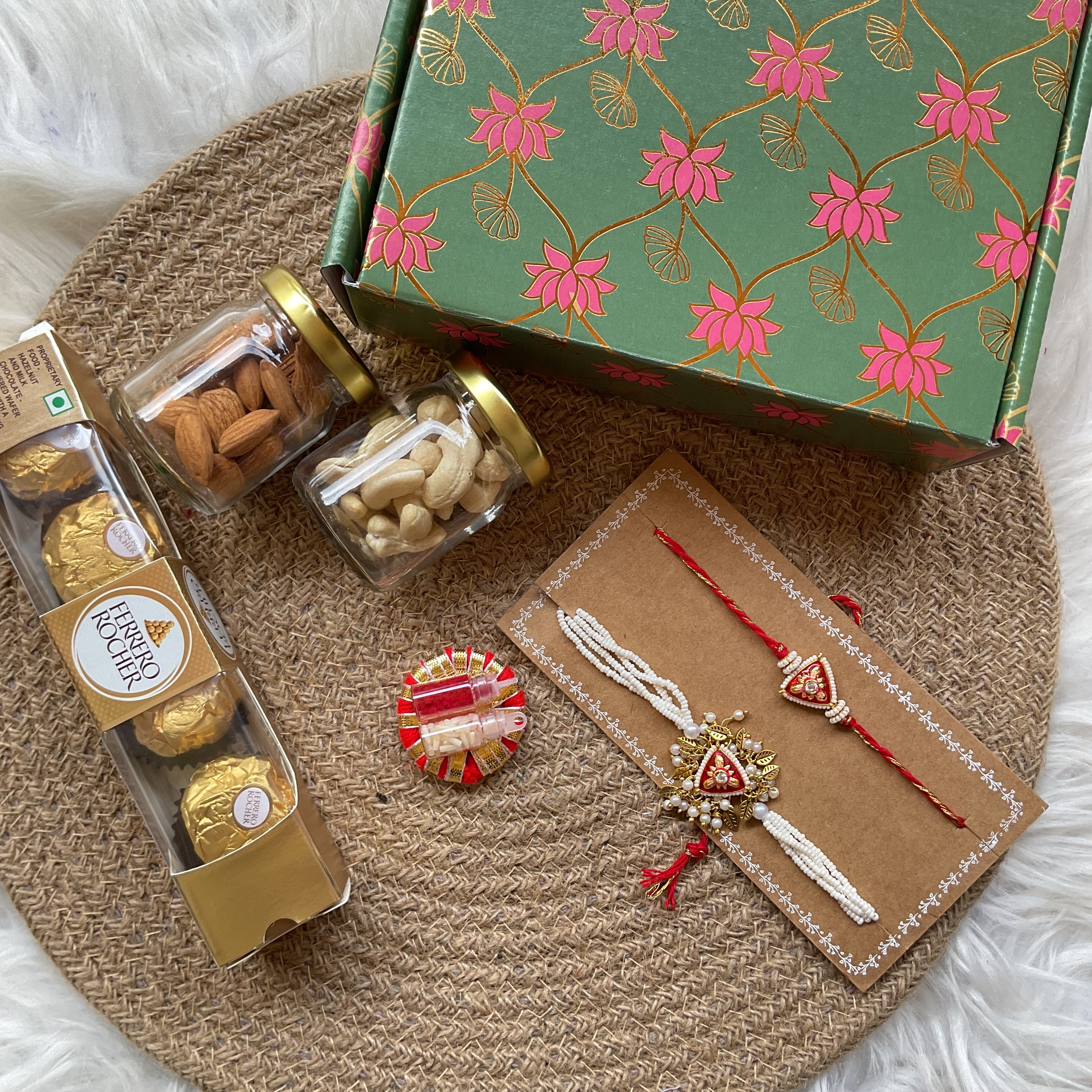 Bhai & Bhabhi Hamper0.1