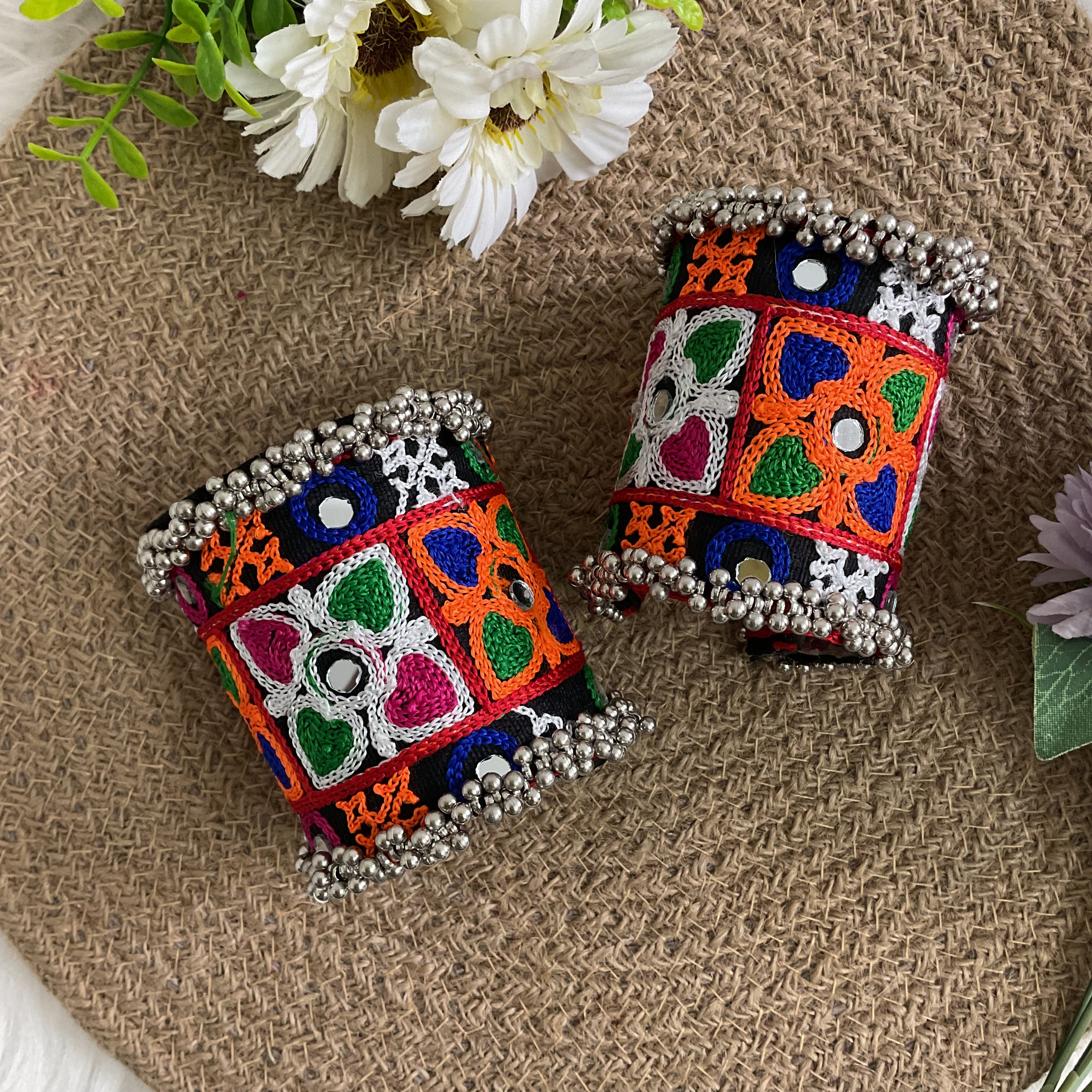 Anokhi Handcuff
