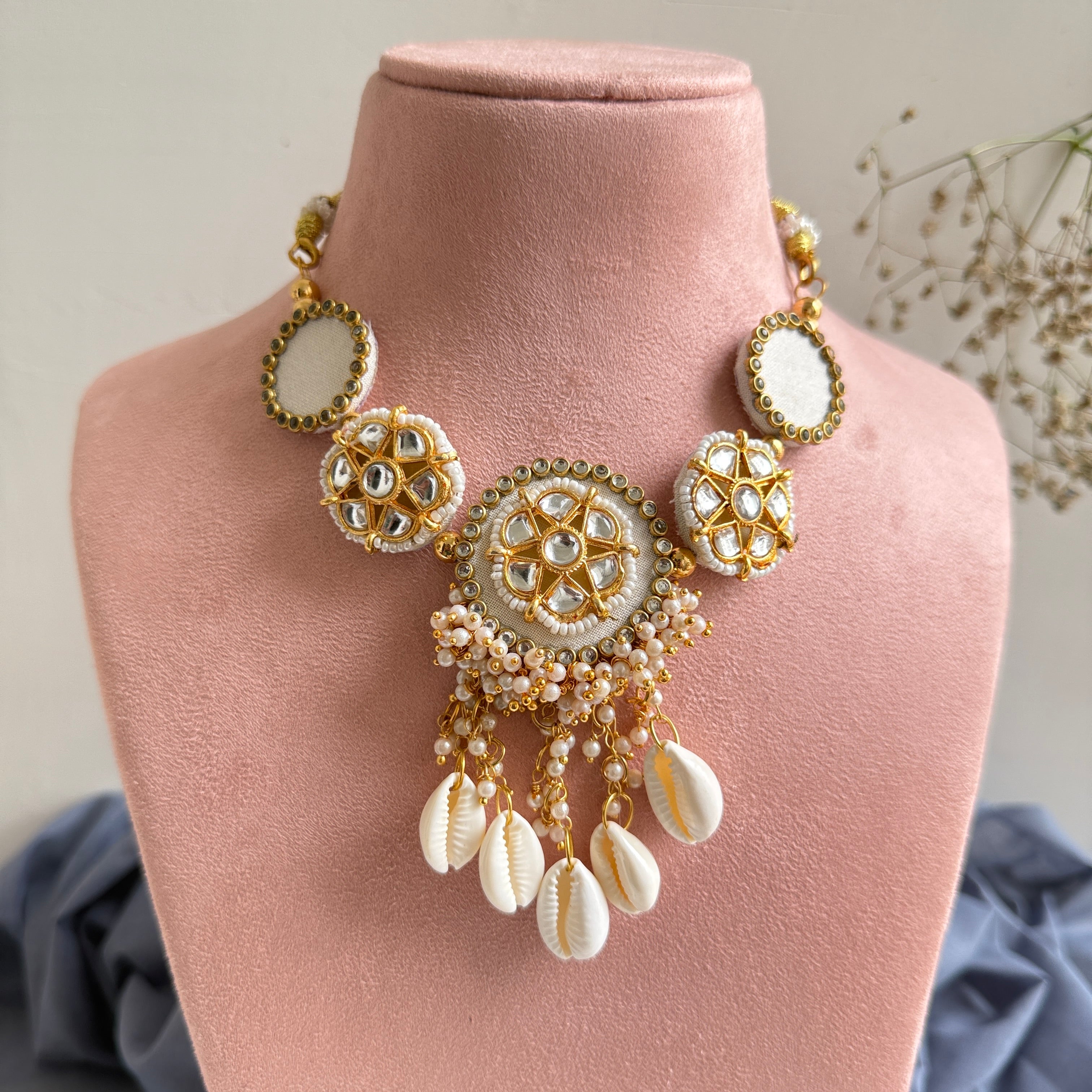 Rohini set (offwhite)