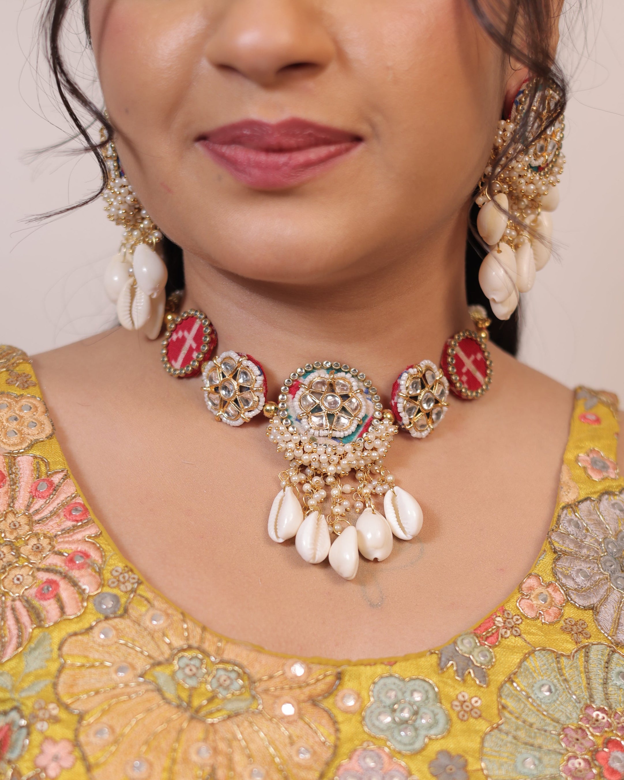 Rohini set (Marron Patola with Bottal green bandhej)